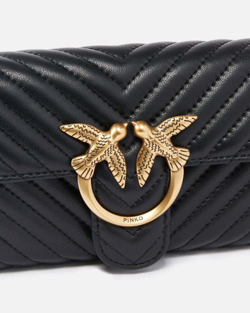 Колико кошта торба Pinko