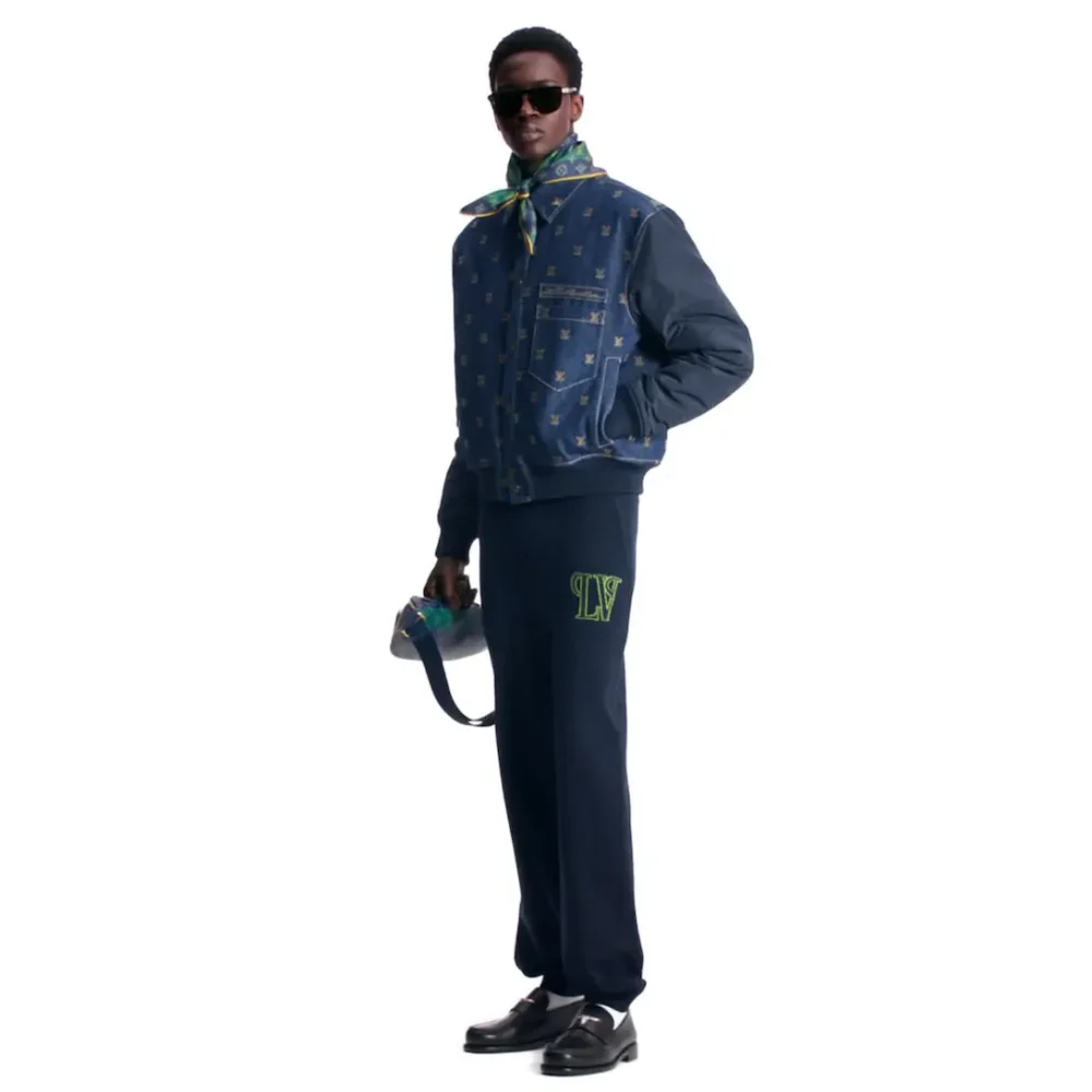 Мушка одећа Louis Vouitton