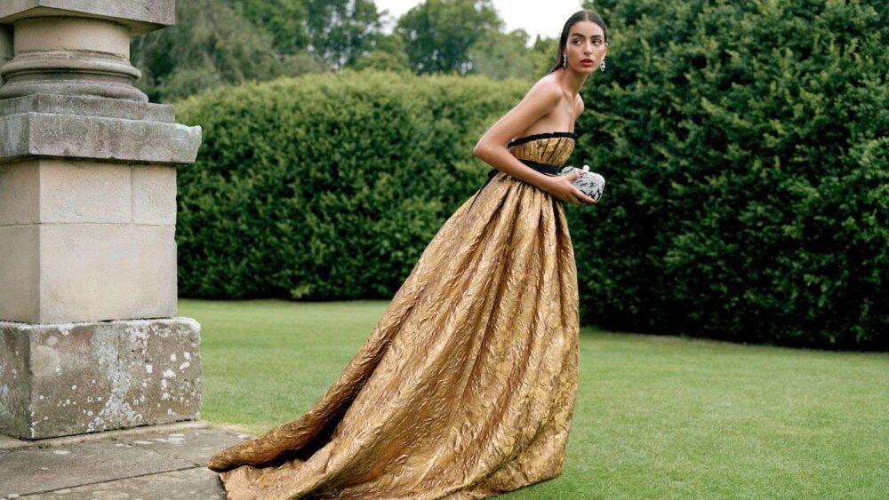 Која ташна уз вечерњу сукњу?